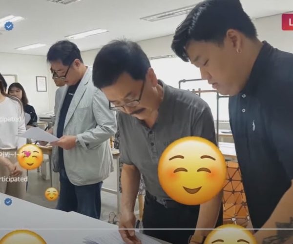 졸업전시회.JPG
